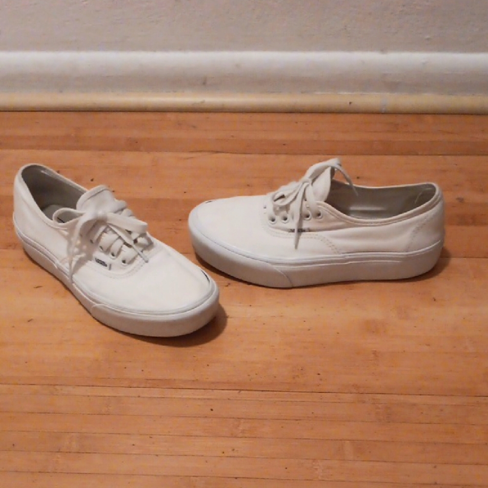 Mid Form Vans